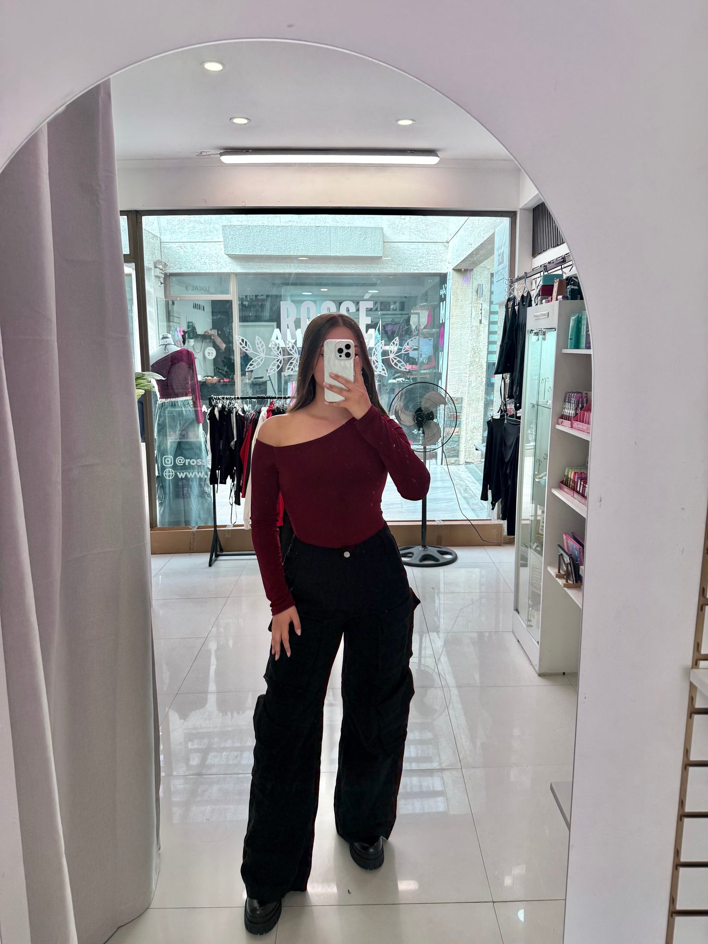 BODY EMMA BURDEO
