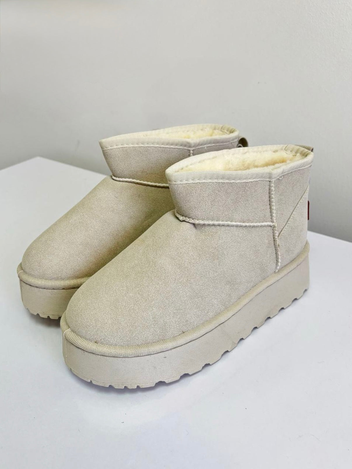 PANTUBOTAS SNOW
