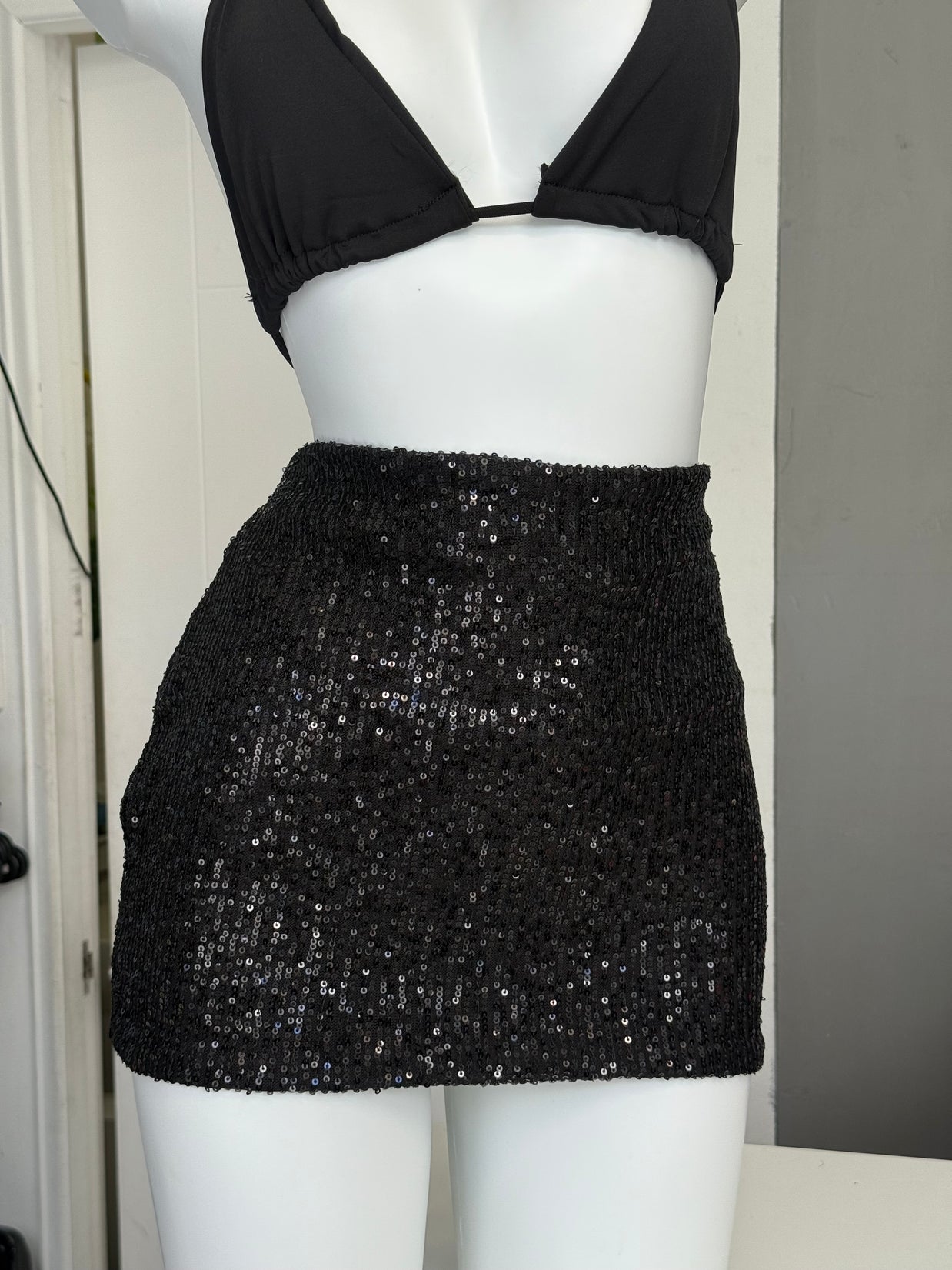 FALDA LENTEJUELAS BLACK