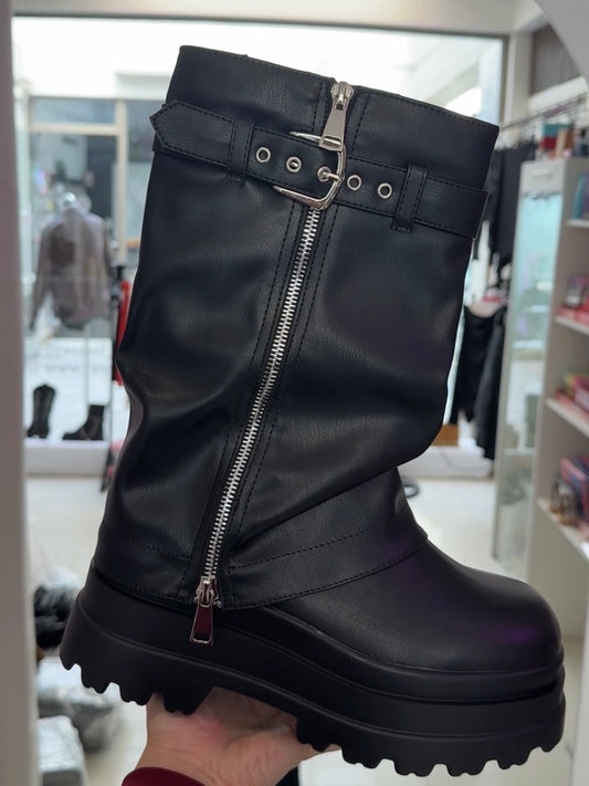 BOTAS BUCANERAS