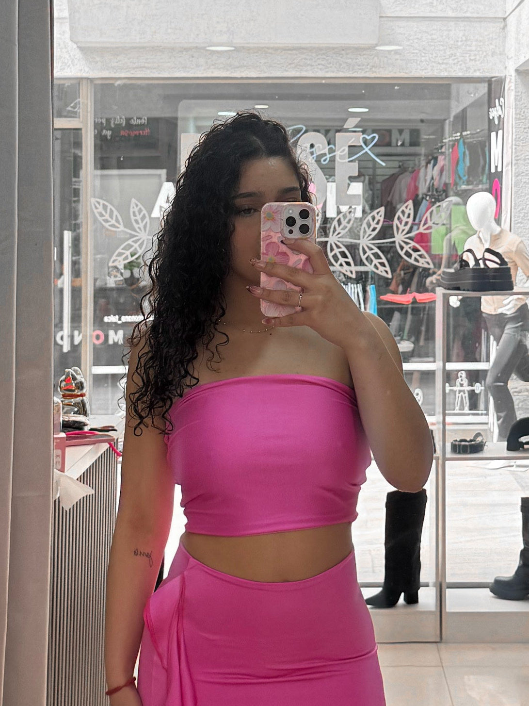 STRAPLESS ROSA NEON